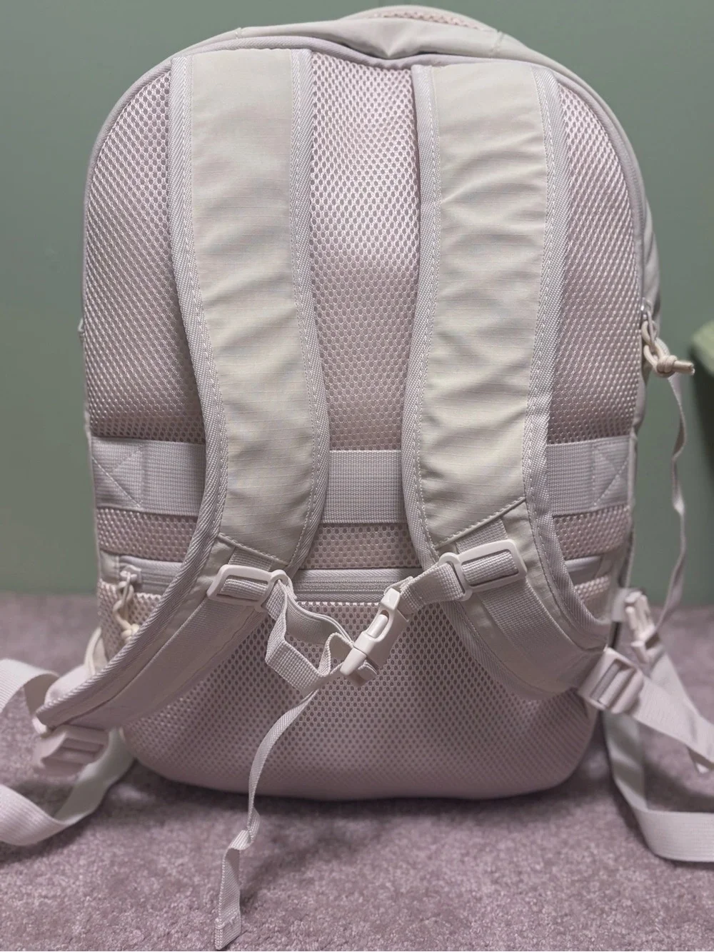 BAGSMART Travel Backpack – Cream – NWT